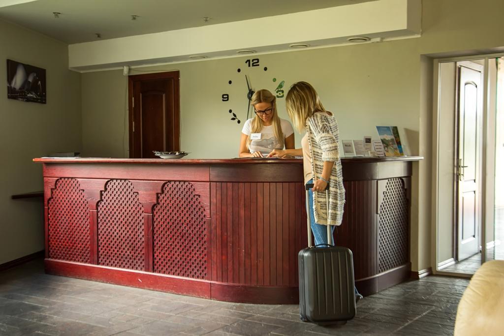 Hotel Albatross Riga Exteriör bild