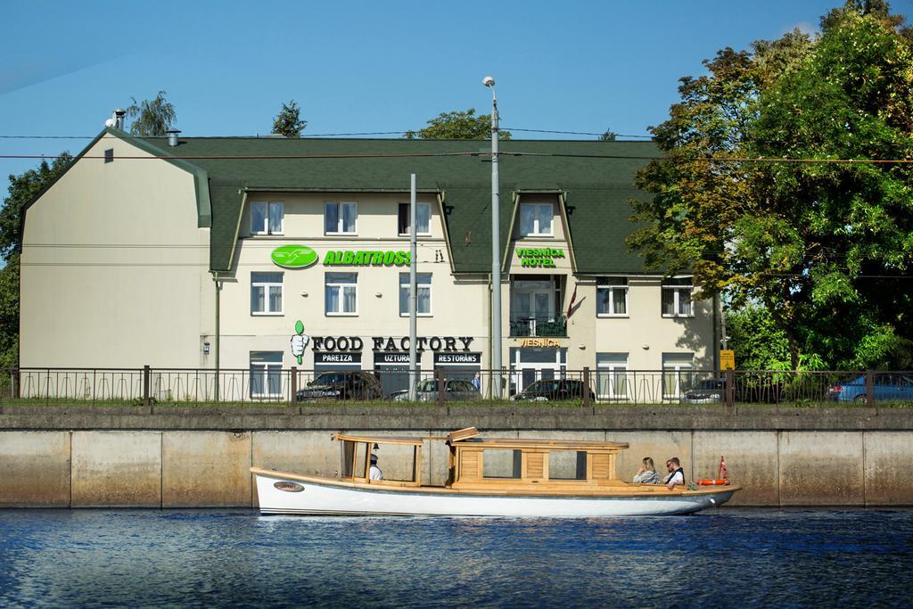 Hotel Albatross Riga Exteriör bild